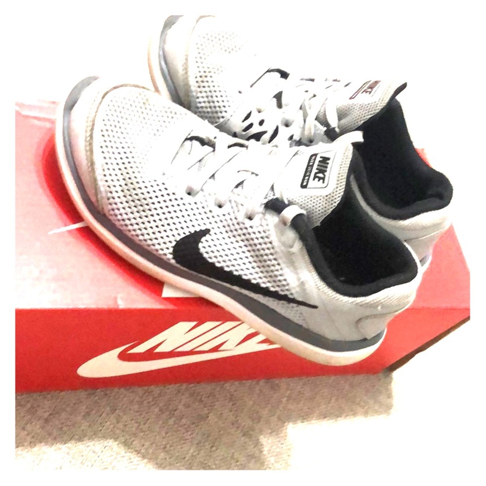 Gray nike